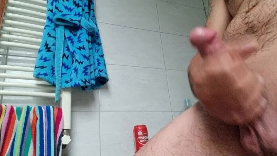 Jerking wife, jerked girl Rose Lion