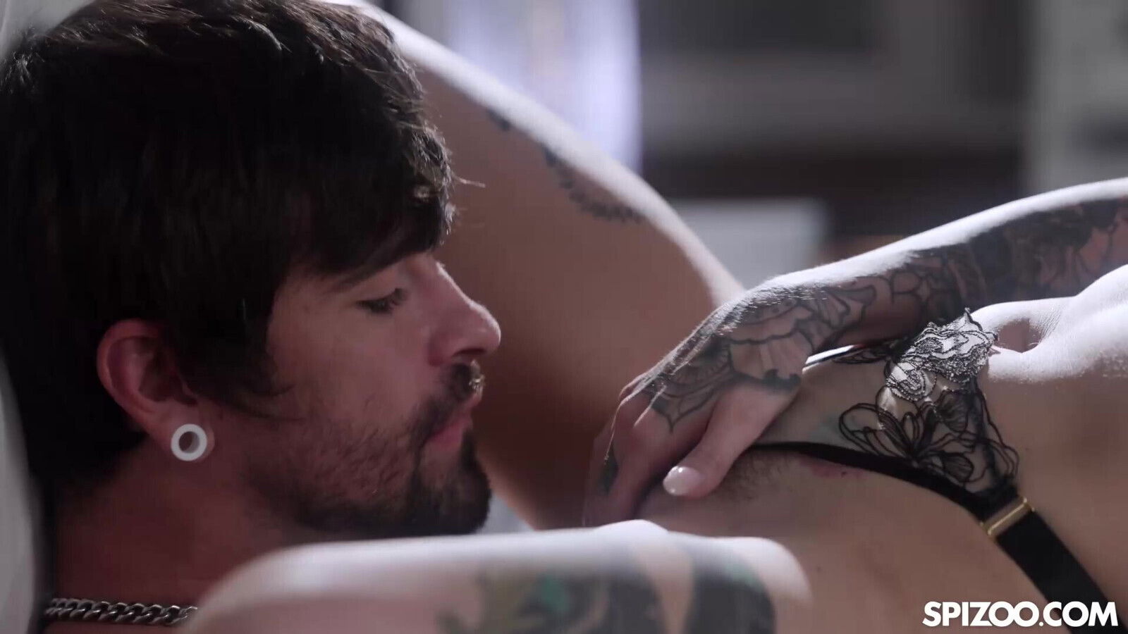 Lysagna DelRay Shows Dominant Desire