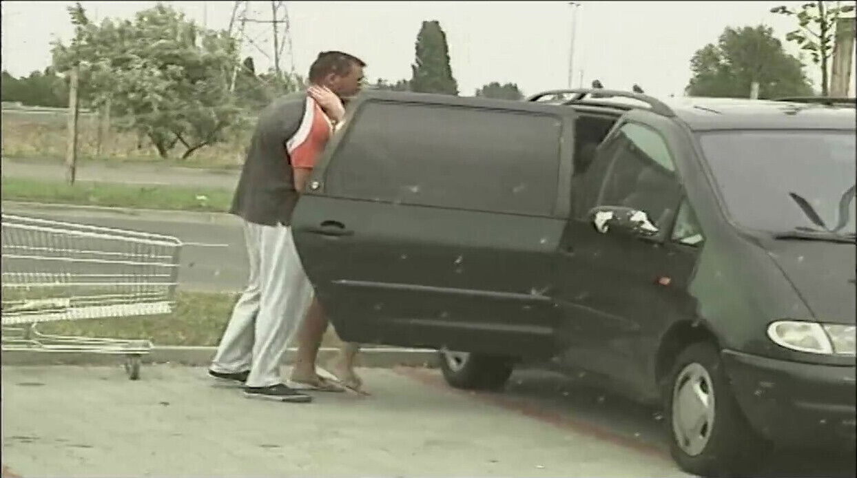 sucking boobs pussy fucking car...cum mouth