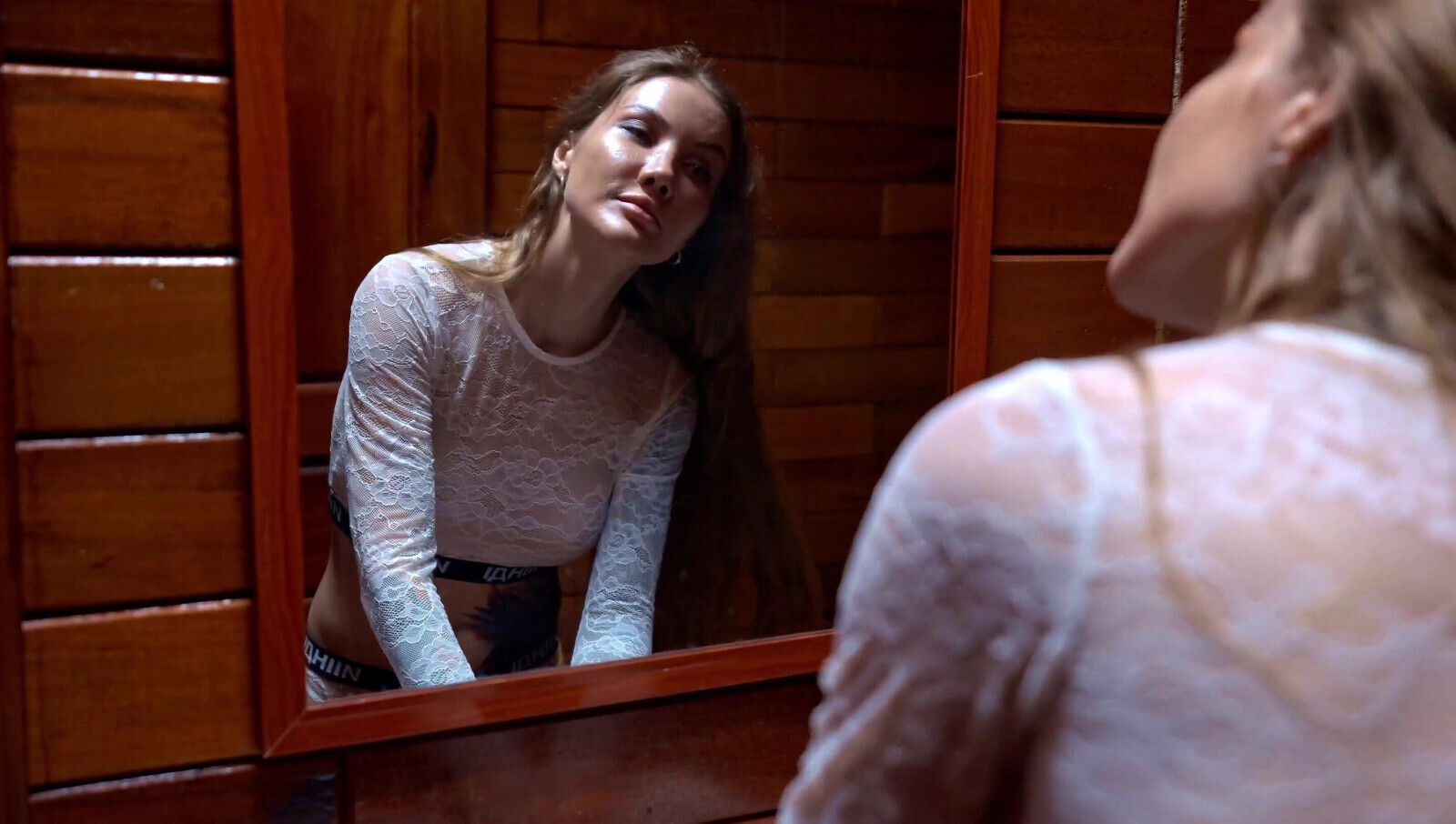 Lesbian Fisting Bathroom