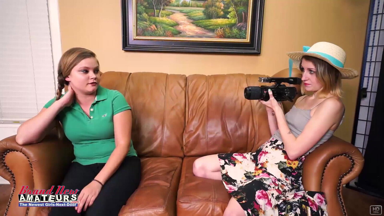 Brunette Coeds Lauren Pixie Banged Suck Same Cock!