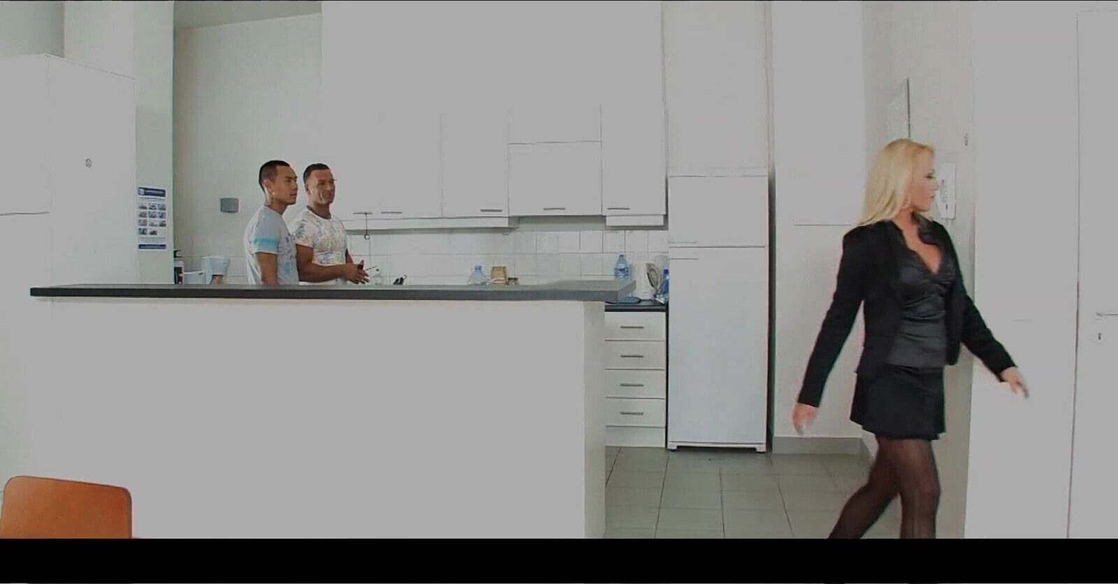 MILFY bitch threesome