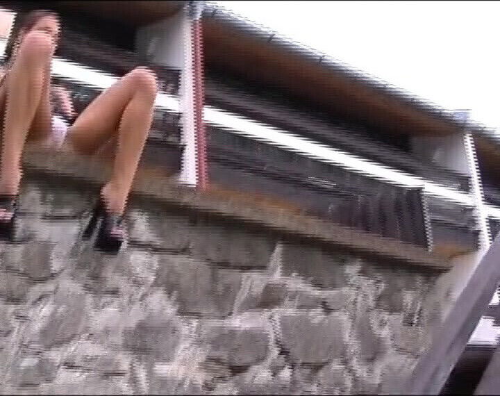 Attractive German sprayed with jizz after hard threesome