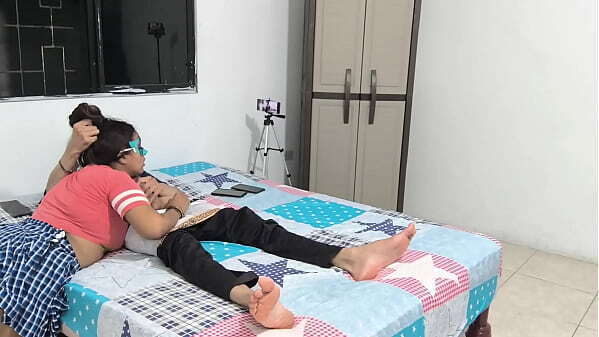 Damn stepsister, you'_re sucking deliciously!!