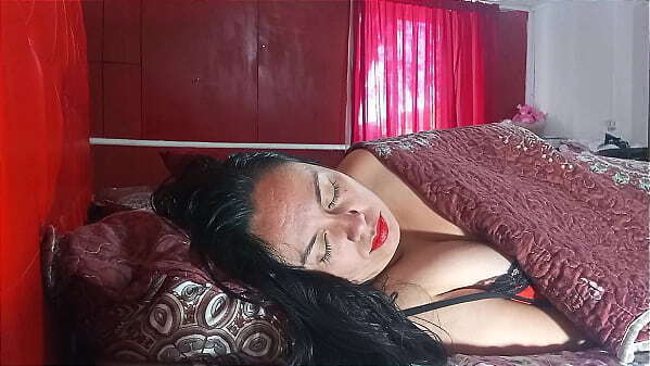 Pens&eacute_ marido estaba cogiendo &eacute_l, hijastro gran polla.