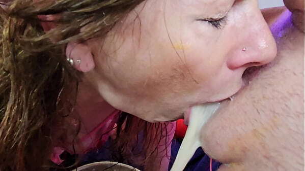 EXTREMELY DIRTY #FOODPORN Alice Maze cooks Valentine'_s Cake with Milk &amp_ Spew cocktail, cream &amp_ piss ass, FISTING, LIMIT Deepthroat PVKING, Roughly fucked with face VOMIT