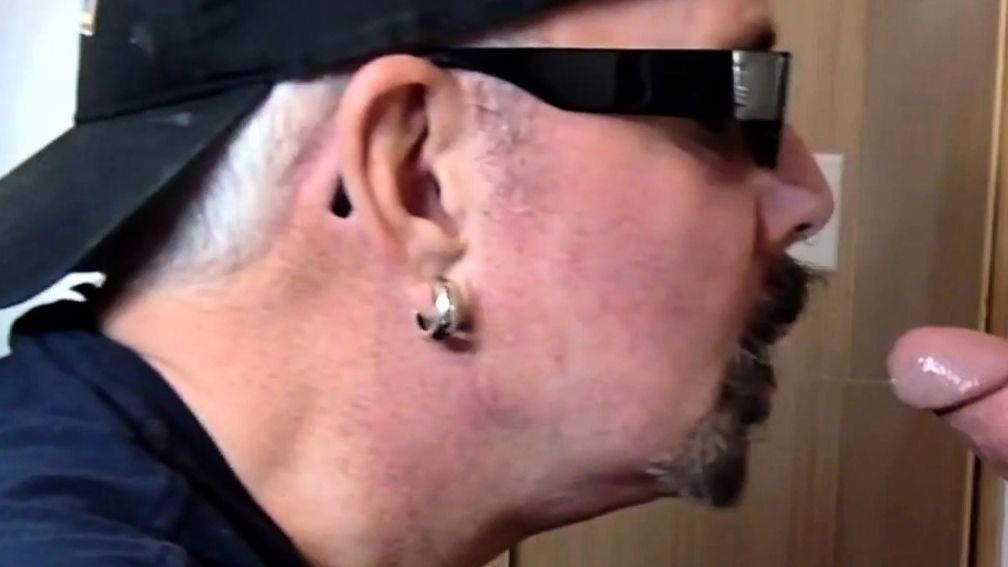 Moustache mature gloryhole visit