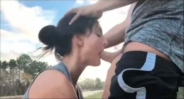 suce inconnu pleine nature public