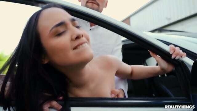 Picking College Cutie Alice Hernandez, Kristof Cale