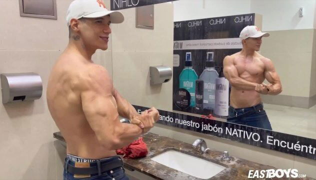 Beautiful hunk Jhon Bianco shows muscles