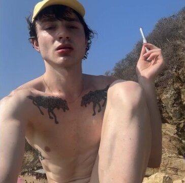 BONNE PETITE CHIENNE TRANS APPLIQUE LIPSTICK PLAYA AMOR.