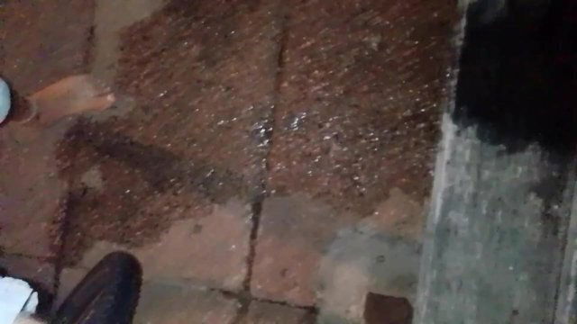 Hippie pissing! (Bus stop)