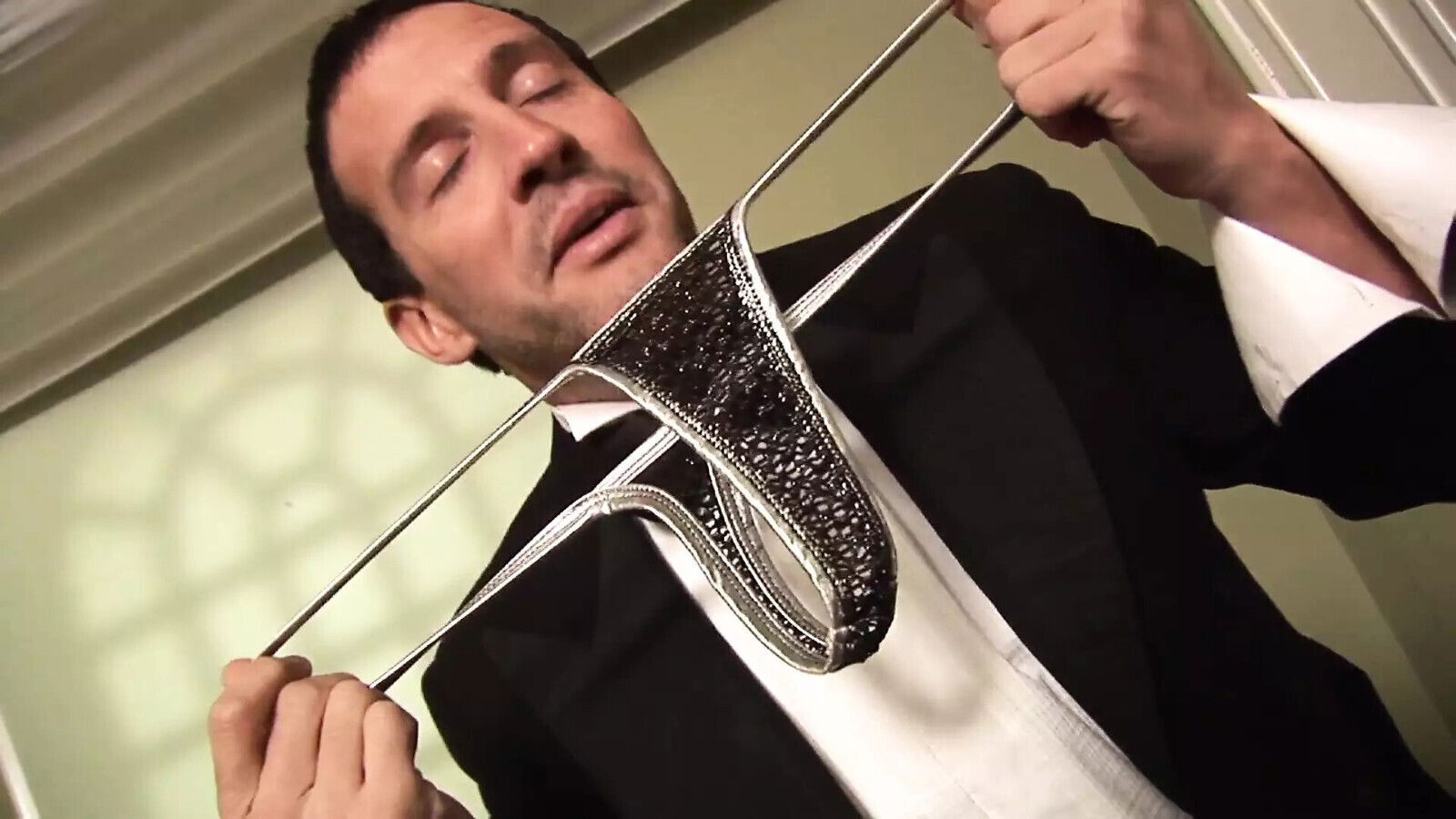 Ebony Goddess dark skinned experienced woman gets fucked