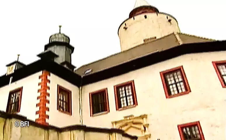 gets screwed hairy pussy