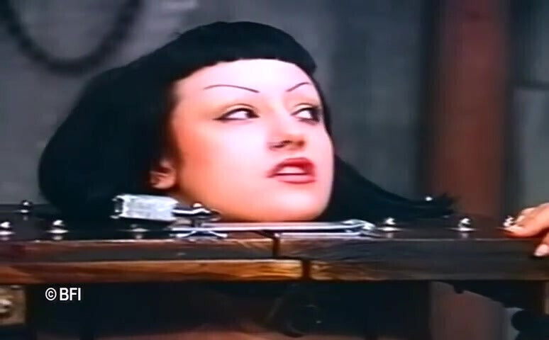 Interrogation submissive