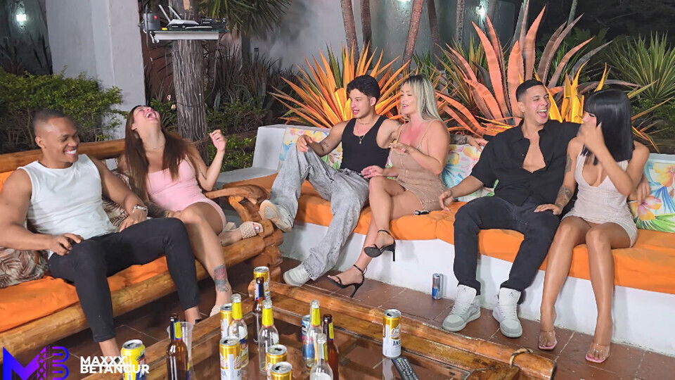 Cuckold boyfriend fucks friend behind girlfriend's back Betancur Tatiana Alvarez