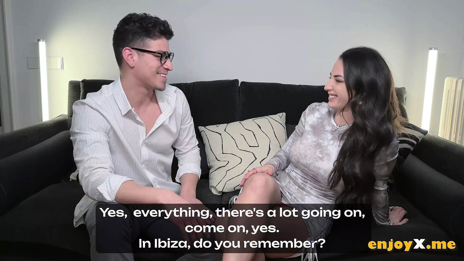 Sizzling Spanish superstar Medusa tempts Jason Carrera in a hot kitchen sequence - red-hot xxx action!