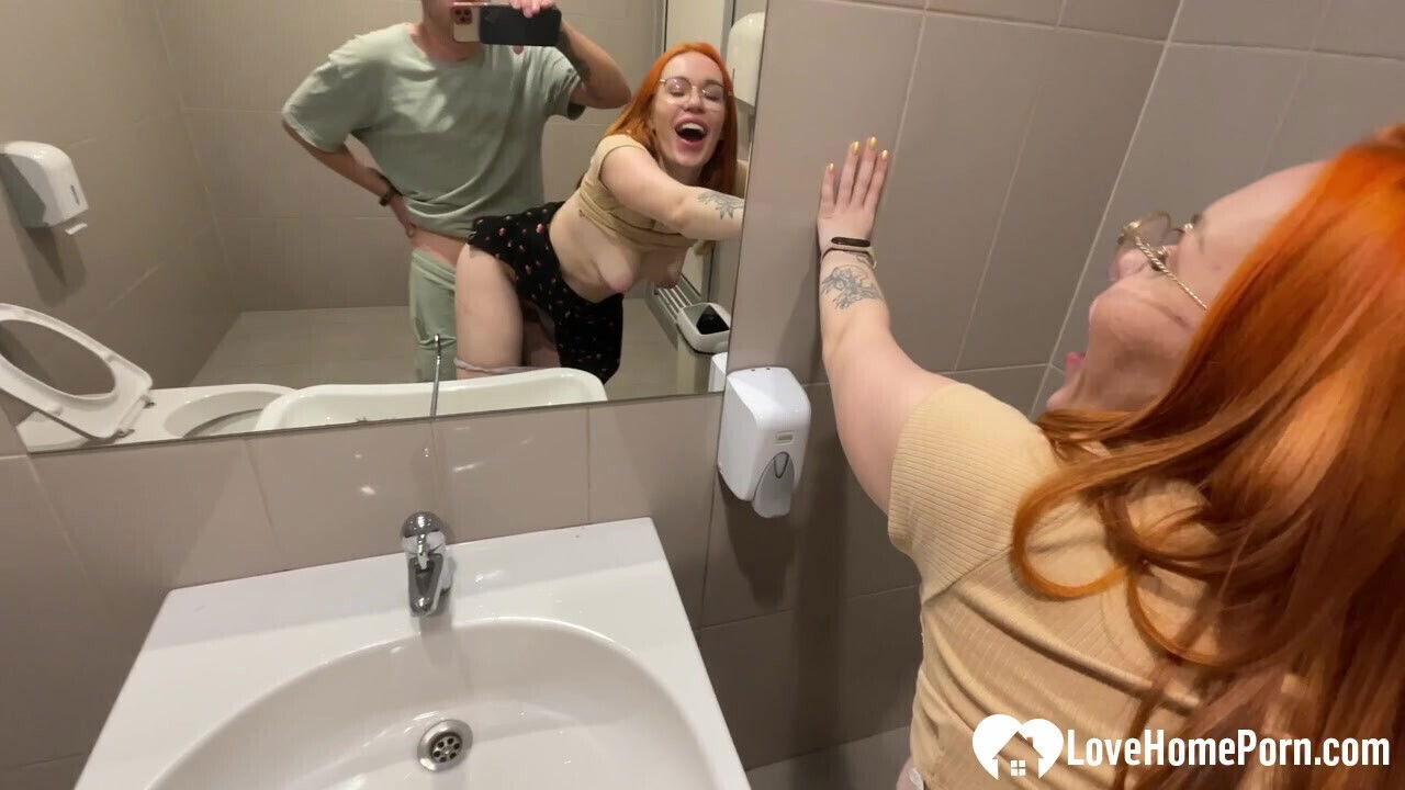 Pick Hottie Dick Down Public Toilet