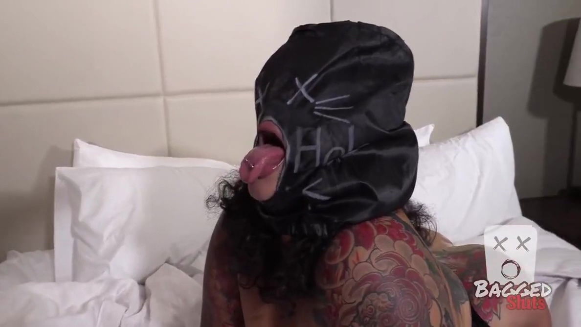 Fucks Three Guys In 1st Bag - Lucy Ford