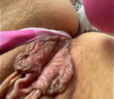 stepsister masturbate behind back, before come pulsating pussy