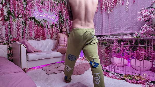 Nasty Life Della Cate Comes Thru Nade Nasty'_s Pink Room Some