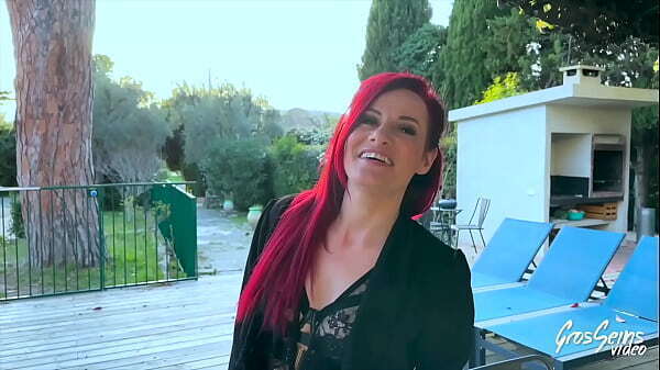 Sally adore faire baiser