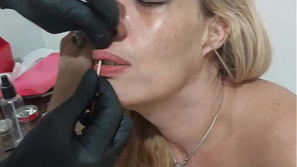 Literalmente Rasgou Minha Boca D&oacute_, Piercing Novo