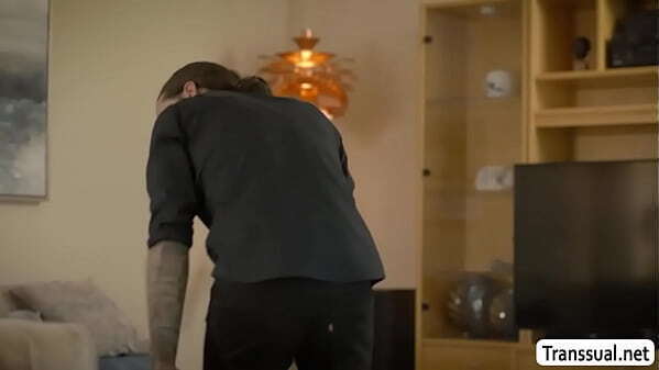 Tall Tbabe Holt rimjob analed worker