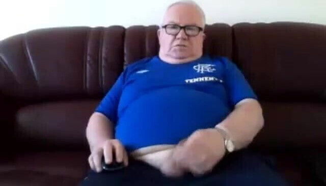 plays with small floppy uncut willy