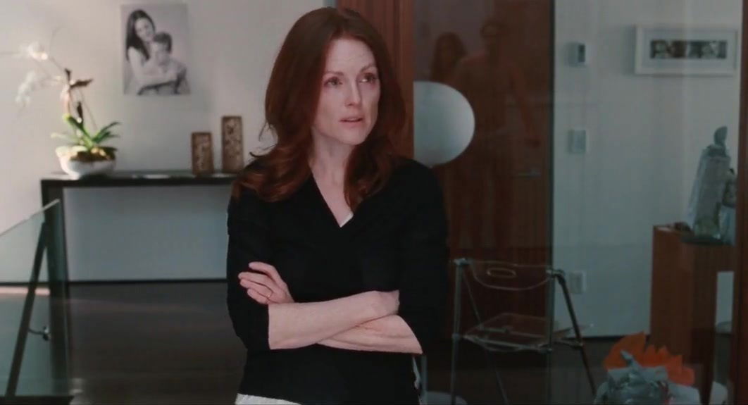 Julianne Moore, Amanda Seyfried - Chloe (2009)