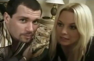 The beautiful Laura Singer