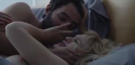 dre dream woman:Gaby Hoffmann with hairy bush