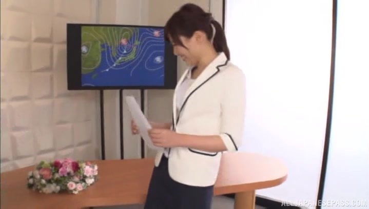 Lucky guy gets to fuck Japanese babe Aine Maria in different poses