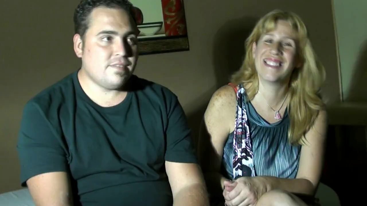 Horny mature Estrella loves being fucked doggystyle