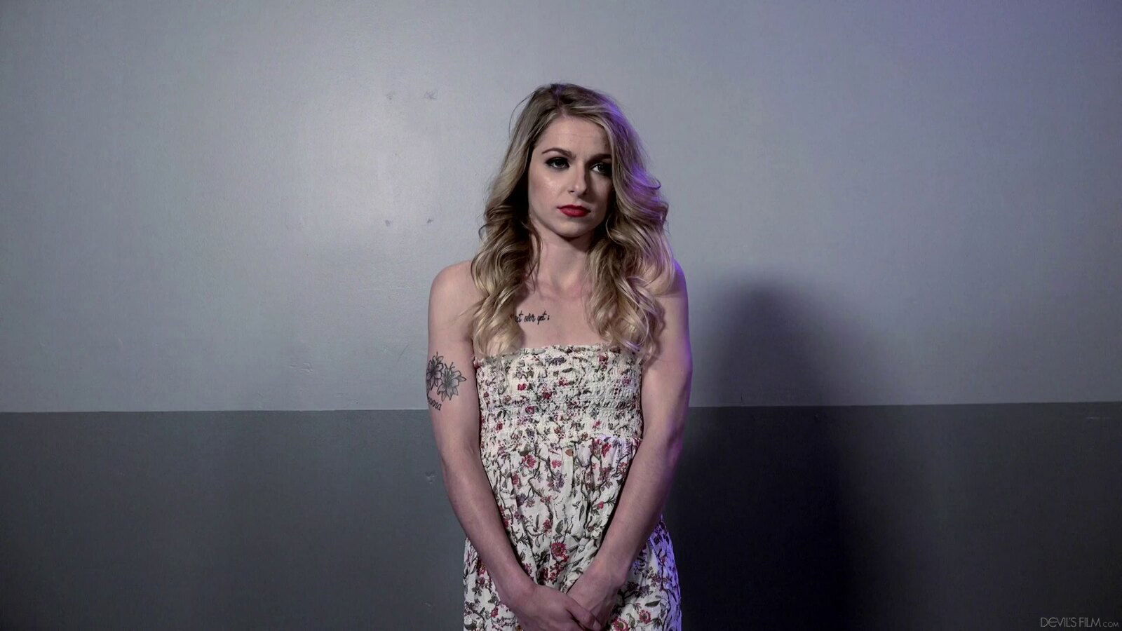 Sweet blonde Alana Summers goes crazy for a fellow's fat cock