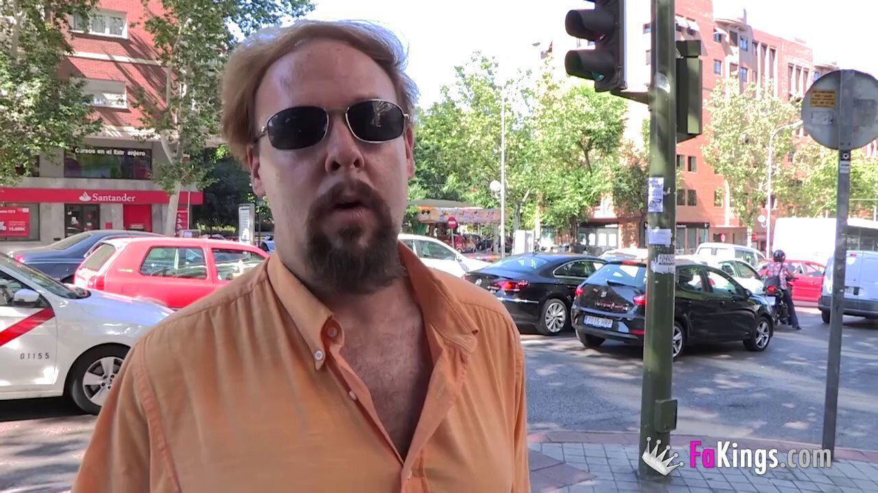 Angelina Winehouse wants seduced randy hunk