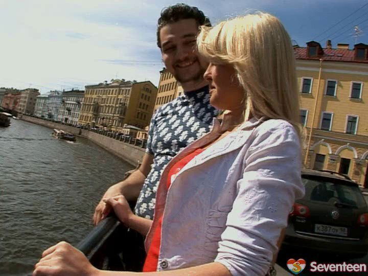 Cum splashed all over her mouth after a thrilling asshole banging scene