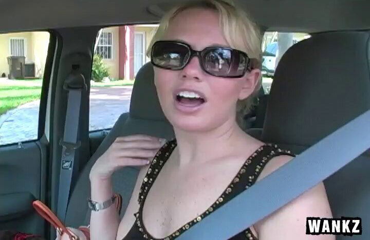 Cute girl gives blowjob with cumshot mouth