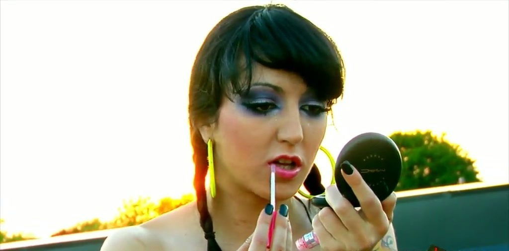 Cherry Petite and Hellizabeth fingering pussy in fishnet stockings