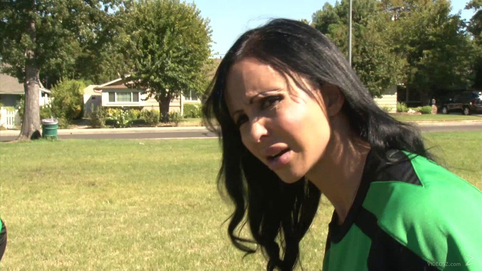 Gorgeous brunettes Isis Love and Giselle Mari go lesbian in the shower