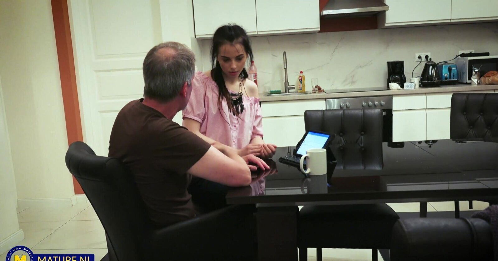 Vera brunette gives blowjob Steve Steel kitchen.