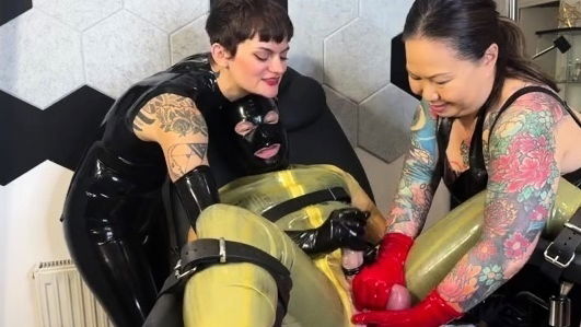 Sophie lovely brunette woman fingering toying pussy