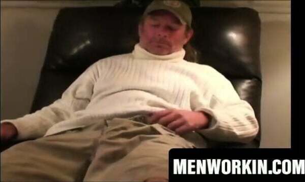 Hairy chested tugs hard shaft roughly