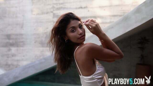 Tiny Mexican teen beauty Carolina Reyes strips naked outdoor