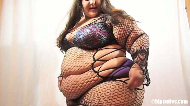 SSBBW MaryBoberry Squeezes Into Tight Sexy Fishnet Dress