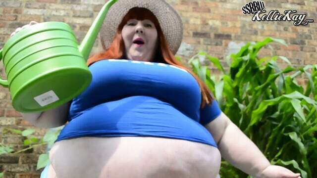 SSBBW KellieKay Feels Like Sausage Stuffed Into Shirt That's Small
