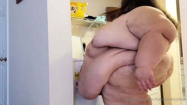 USSBBW FatMissT Obese Nude Cleaning Struggle