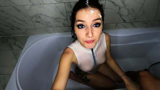 Stepsis Sucks Fucks Shower