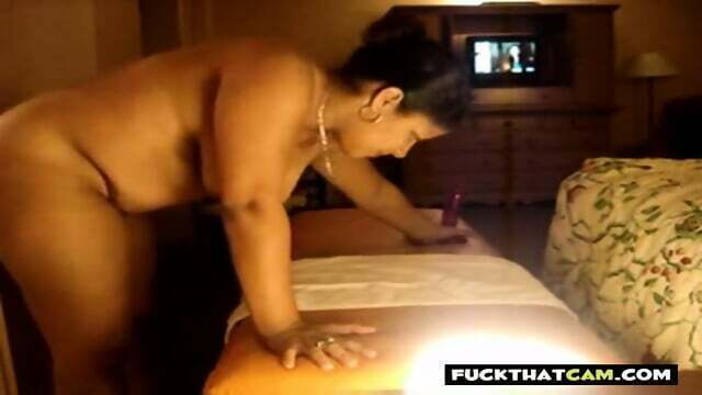 Curvy Latina Rides Dildo Webcam