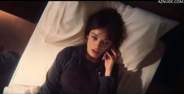 Emma mackey education scene